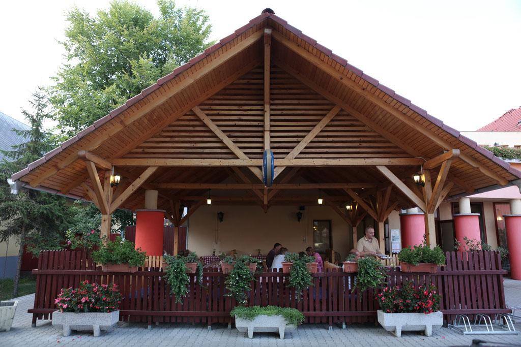Thermal Panzio Mórahalom Екстериор снимка